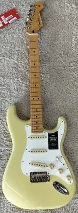 FENDER PLAYER II STRATOCASTER GUITAR, MAPLE FINGERBOARD, HIALEAH YELLOW - MIM