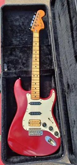 1972 FENDER STRATOCASTER WITH CASE