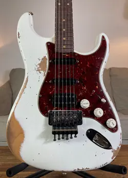 2024 FENDER CUSTOM SHOP '62 HSS FLOYD ROSE HEAVY RELIC STRATOCASTER