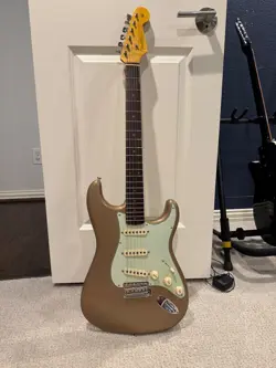 FENDER CUSTOM SHOP LIMITED EDITION STRATOCASTER NAMM 2018 AGED SHORELINE GOLD