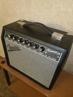 FENDER CHAMPION 20 - 20 WATT ELECTRIC GUITAR COMBO AMPLIFIER