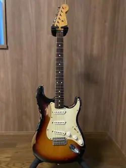 FENDER MEXICO ROAD WORN 60S STRATOCASTER VERY EARLY MADE IN 2008