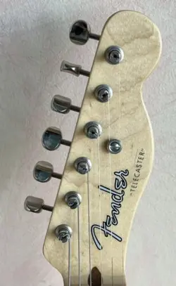 2017 FENDER AMERICAN VINTAGE '52 TELECASTER BUTTERSCOTCH BLONDE ELECTRIC GUITAR