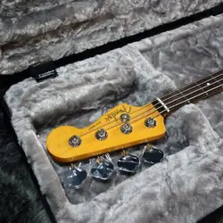 FENDER AMERICAN PROFESSIONAL II JAZZ BASS ROSEWOOD FINGERBOARD 3 COLOR SUNBURST