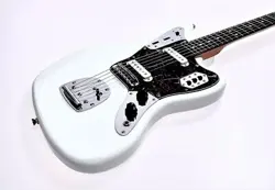 SQUIER BY FENDER JAGUAR