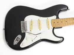 FENDER JAPAN ST57-480 STRATOCASTER ELECTRIC GUITAR