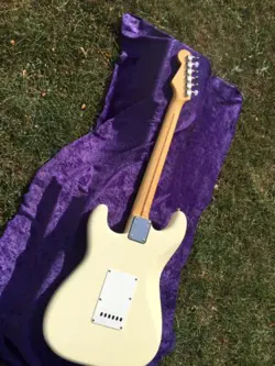 VINTAGE FENDER JAPAN SQUIRE STRATOCASTER ELECTRIC GUITAR MIJ