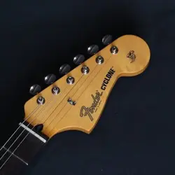 FENDER MADE IN JAPAN LIMITED CYCLONE ROSEWOOD FINGERBOARD LAKE PLACID BLUE 2024