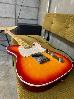 FENDER AMERICAN DELUXE TELECASTER 2012