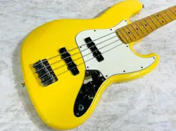FENDER PLAYER JAZZ BASS MADE IN MEXICO USED YELLOW W/SOFT CASE