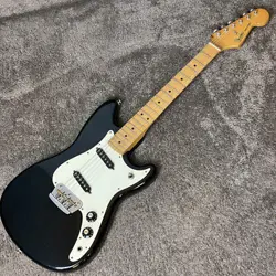 FENDER DUO SONIC ELECTRIC GUITAR EXCELLENT CONDITION