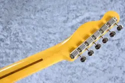 FENDER AMERICAN VINTAGE II 1951 TELECASTER / BUTTERSCOTCH BLONDE