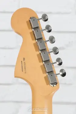 FENDER PLAYER II JAGUAR ELECTRIC GUITAR - CORAL RED