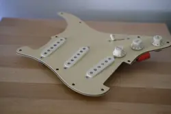 GENUINE USA FENDER BOUTIQUE SN2 SM2 STRATOCASTER LOADED 3 PLY PICKGUARD