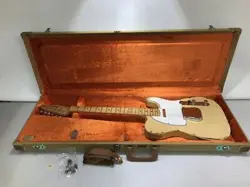 FENDER ELECTRIC GUITAR TELECASTER USED