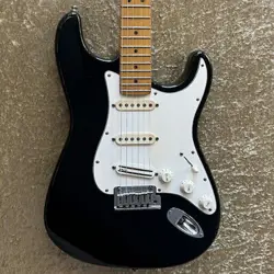 USED 1995 FENDER USA AMERICAN STANDARD STRATOCASTER WITH SOFT CASE