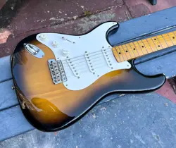 2006 FENDER STRATOCASTER MADE IN JAPAN - LEFT-HANDED