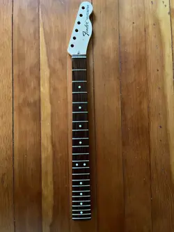 2018 USA FENDER TELECASTER ROSEWOOD NECK.