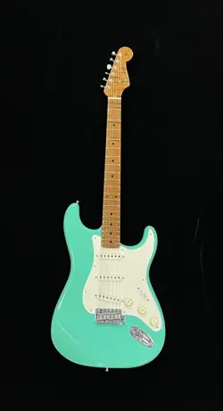 FENDER CUSTOM SHOP LTD RSTD 50S STRATOCASTER LCC SEA FOAM GREEN