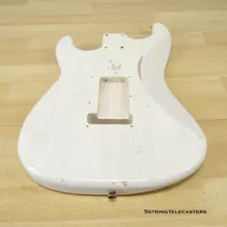 RELIC STRATOCASTER ASH