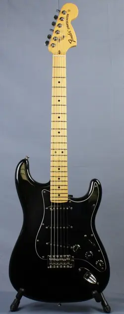 2015 FENDER STRATOCASTER LIMITED EDITION AMERICAN SPECIAL ELECTRIC GUITAR-BLACK