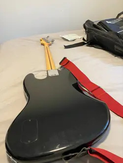 FENDER JAZZ BASS DELUXE IV BLACK