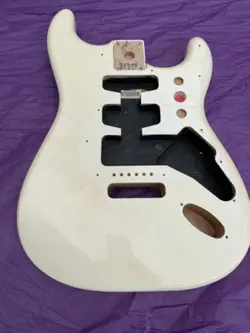 FENDER MIM MEXICAN STANDARD PLAYER WHITE STRATOCASTER BODY  STRAT MEXICO 6