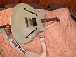 DELONGE SIGNATURE FENDER