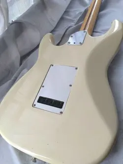 STRATOCASTER WHITE STM-65G