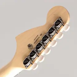 FENDER MADE IN JAPAN TRADITIONAL 60S MUSTANG OLYMPIC WHITE