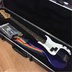 BASS FENDER USA AMESTA PLEBE