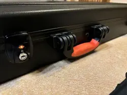 FENDER USA TELECASTER WITH HARD CASE