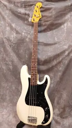FENDER JAPAN PB70-70US