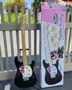 RARE SQUIER STRATOCASTER BLACK HELLO KITTY ELECTRIC GUITAR WITH ORIGINAL BOX