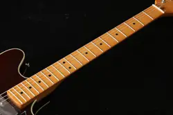 SQUIER BY FENDER CLASSIC VIBE STARCASTER WALNUT