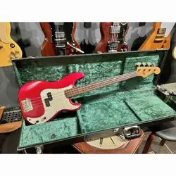 FENDER 1966 PRECISION BASS CAR NO.LG784