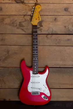 FENDER 1966 ELECTRIC GUITAR