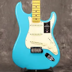 FENDER AMERICAN PROFESSIONAL II STRATOCASTER MAPLE FINGERBOARD MIAMI BLUE S N US