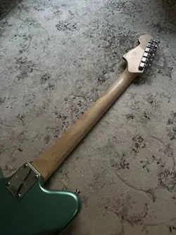 FENDER PARANORMAL TORONADO