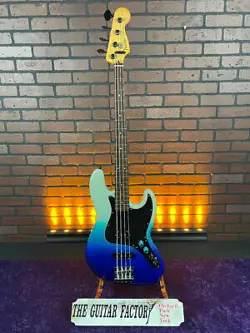 2021 FENDER PLAYER PLUS ACTIVE JAZZ BASS, PAU FERRO FINGERBOARD, BELAIR BLUE ...