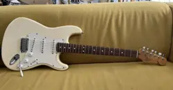 1995 FENDER AMERICAN STANDARD STRATOCASTER OLYMPIC WHITE WITH HARDSHELL CASE