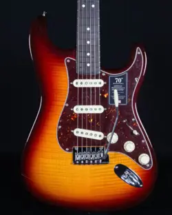 FENDER 70TH ANNIVERSARY AMERICAN PROFESSIONAL II STRATOCASTER, ROSEWOOD FB,