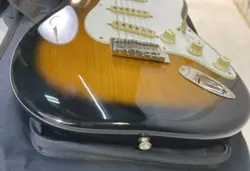 50S STRATOCASTER 6-STRING