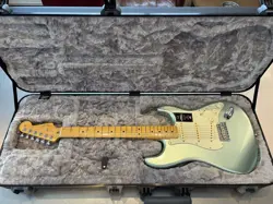 FENDER AMERICAN PROFESSIONAL II STRAT