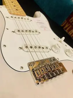 2023 PURCHASE FENDER STRATOCASTER ALDER 3.35KG