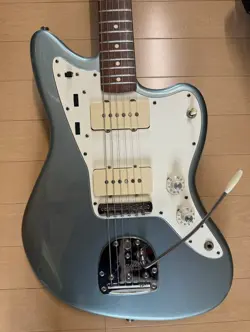 METALLIC FENDER JAZZMASTER