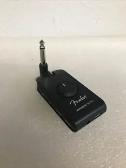 AMPLIFIER USED CLEAN