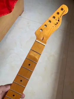 GLOSSY TELE MAPLE