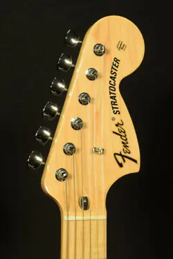FENDER MADE IN JAPAN TRADITIONAL II 70S STRATOCASTER NATURAL