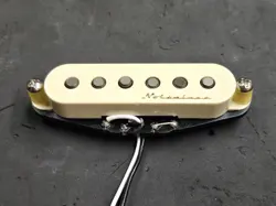 FENDER USA VINTAGE NOISELESS STRAT MIDDLE PICKUP STRATOCASTER GUITAR AGED WHITE